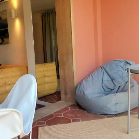 Charming 37m -near The Port Of *